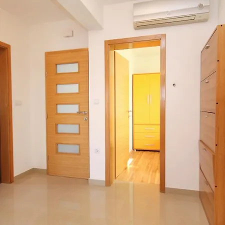 By The Sea Duce, Omis - 5261 Apartman